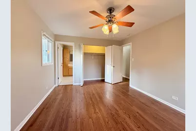 1041 Coach Road, Homewood, IL 60430 - Photo 10