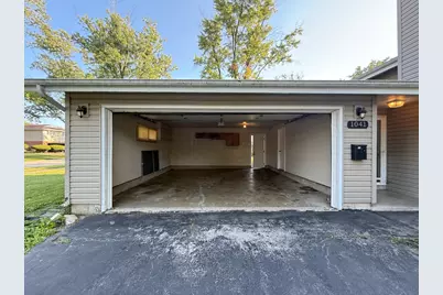 1041 Coach Road, Homewood, IL 60430 - Photo 28