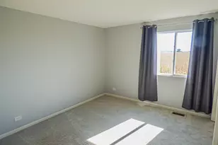 6010 Winterhaven Dr, Joliet, IL 60431 - Photo 14