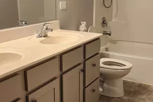 6010 Winterhaven Dr, Joliet, IL 60431 - Photo 20