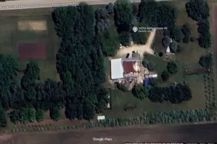 14254 Barber Greene Rd, Sycamore, IL 60178 - Photo 2