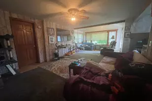 14254 Barber Greene Rd, Sycamore, IL 60178 - Photo 4