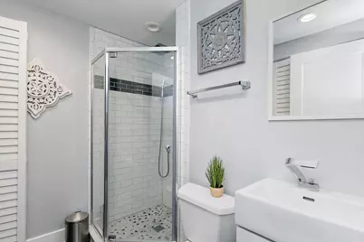 1014 Vine Street, Streamwood, IL 60107 - Photo 16