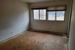 888 Swan Blvd, Deerfield, IL 60015 - Photo 8