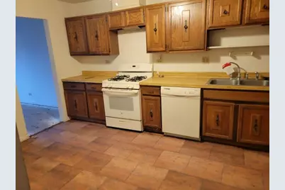 888 Swan Boulevard, Deerfield, IL 60015 - Photo 2