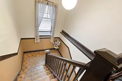 8130 Kenneth Avenue, Skokie, IL 60076 - Photo 16