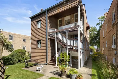 8130 Kenneth Avenue, Skokie, IL 60076 - Photo 18