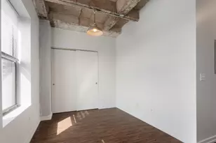 1325 W Wilson Ave, Chicago, IL 60640 - Photo 4