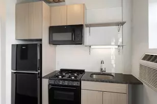 1325 W Wilson Ave, Chicago, IL 60640 - Photo 6