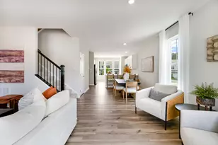 1266 Glenmont St, Algonquin, IL 60102 - Photo 8