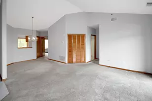 5111 Deblin Ln, Oak Lawn, IL 60453 - Photo 4