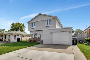 8001 S Kilpatrick Ave, Chicago, IL 60652 - Photo 2