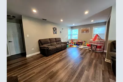 3898 Montgomery Drive, Crete, IL 60417 - Photo 8