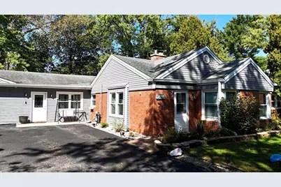 3898 Montgomery Drive, Crete, IL 60417 - Photo 2