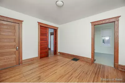 127 N West Street, Wheaton, IL 60187 - Photo 6