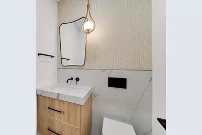 [Address not provided], Deerfield, IL 60015 - Photo 10