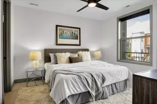 4235 S Champlain Ave, Chicago, IL 60653 - Photo 8