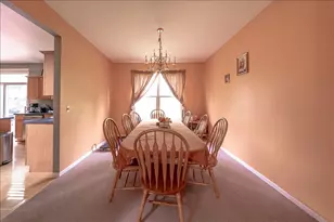 3534 Matisse Dr, Saint Charles, IL 60175 - Photo 4