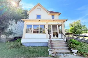 695 N Harrison Ave, Kankakee, IL 60901 - Photo 1