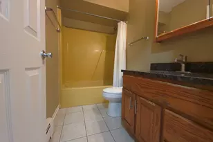 1665 Coach Dr, Naperville, IL 60565 - Photo 10