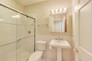 5315 S Harper Ave, Chicago, IL 60615 - Photo 16