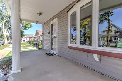 13147 S Brandon Avenue, Chicago, IL 60633 - Photo 2