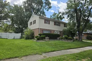 411 Seward St, Park Forest, IL 60466 - Photo 1