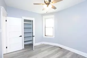 2039 W 23rd St, Chicago, IL 60608 - Photo 16