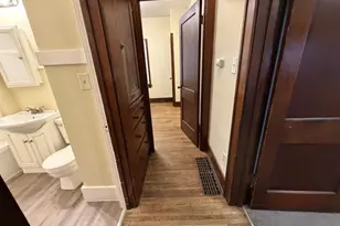 705 W Olive St, Bloomington, IL 61701 - Photo 14