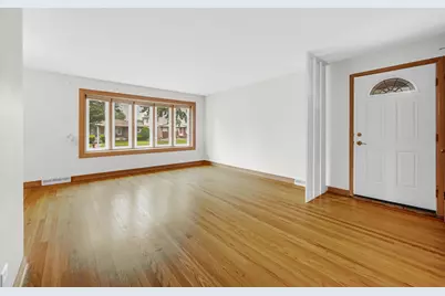 10021 Cook Avenue, Oak Lawn, IL 60453 - Photo 6