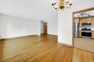 10021 Cook Ave, Oak Lawn, IL 60453 - Photo 4