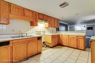 8153 S Sangamon St, Chicago, IL 60620 - Photo 26