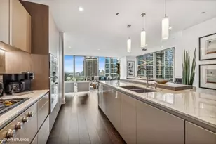 363 E Wacker Dr, Chicago, IL 60601 - Photo 8