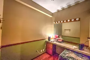 533 S 4th St, Watseka, IL 60970 - Photo 24