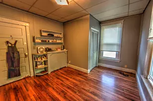 533 S 4th St, Watseka, IL 60970 - Photo 12