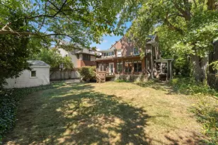 805 W Indiana Ave, Urbana, IL 61801 - Photo 32