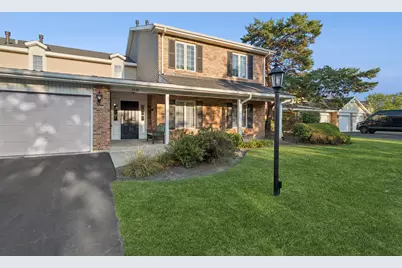 7235 Willow Way Lane #B, Willowbrook, IL 60527 - Photo 2