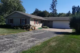 4280 Stage Coach Trail, Rockford, IL 61101 - Photo 2