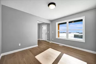 502 Travis Dr, Carlock, IL 61725 - Photo 10