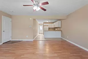 1610 Belclare Rd, Normal, IL 61761 - Photo 10