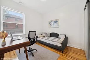 3849 W Ainslie St, Chicago, IL 60625 - Photo 8