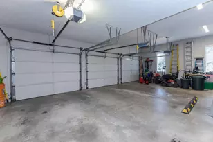 2006 Woodbine Rd, Bloomington, IL 61704 - Photo 82