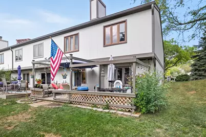 123 Honeysuckle Court, Rolling Meadows, IL 60008 - Photo 24