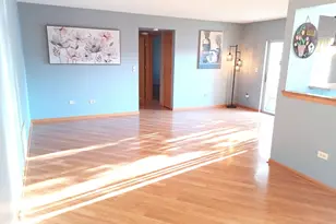 6810 Ridge Point Dr, Oak Forest, IL 60452 - Photo 12