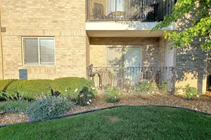 6810 Ridge Point Dr, Oak Forest, IL 60452 - Photo 8