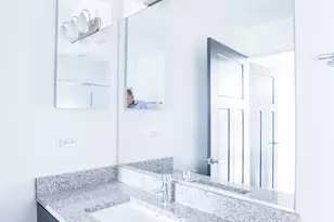 6355 N Wayne Ave, Chicago, IL 60660 - Photo 10