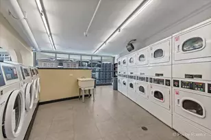 300 N State St, Chicago, IL 60654 - Photo 12