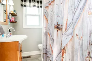 404 E South St, Peotone, IL 60468 - Photo 32