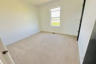 4686 Plymouth Ave, Yorkville, IL 60560 - Photo 14