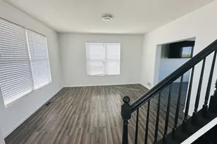 4686 Plymouth Ave, Yorkville, IL 60560 - Photo 2